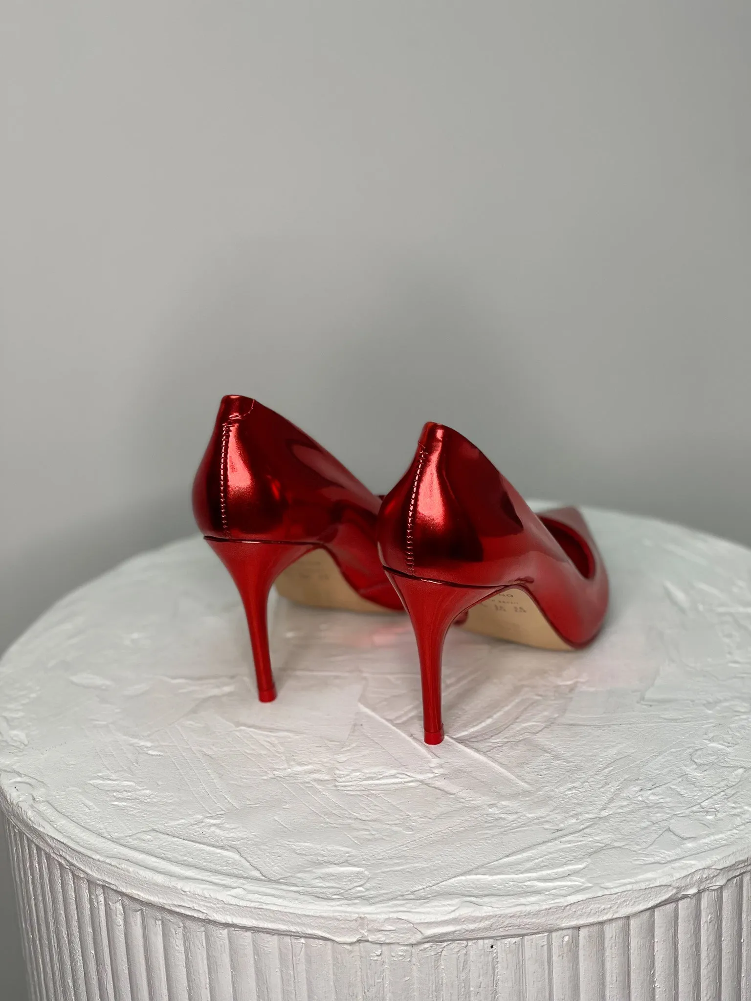 Anna Heel - Red
