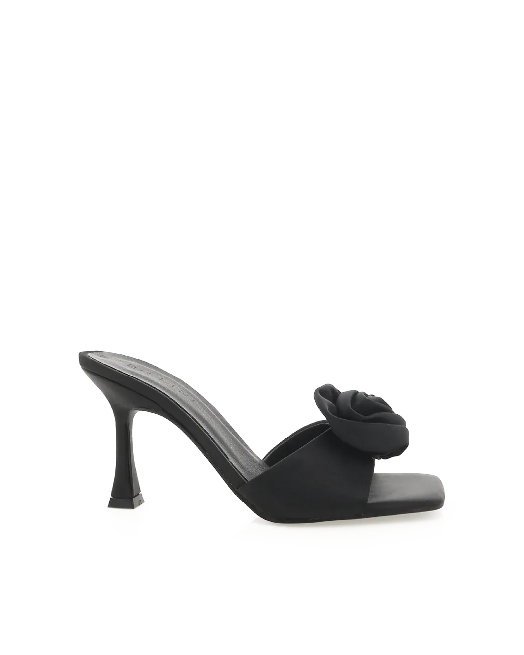 Quinella Heel